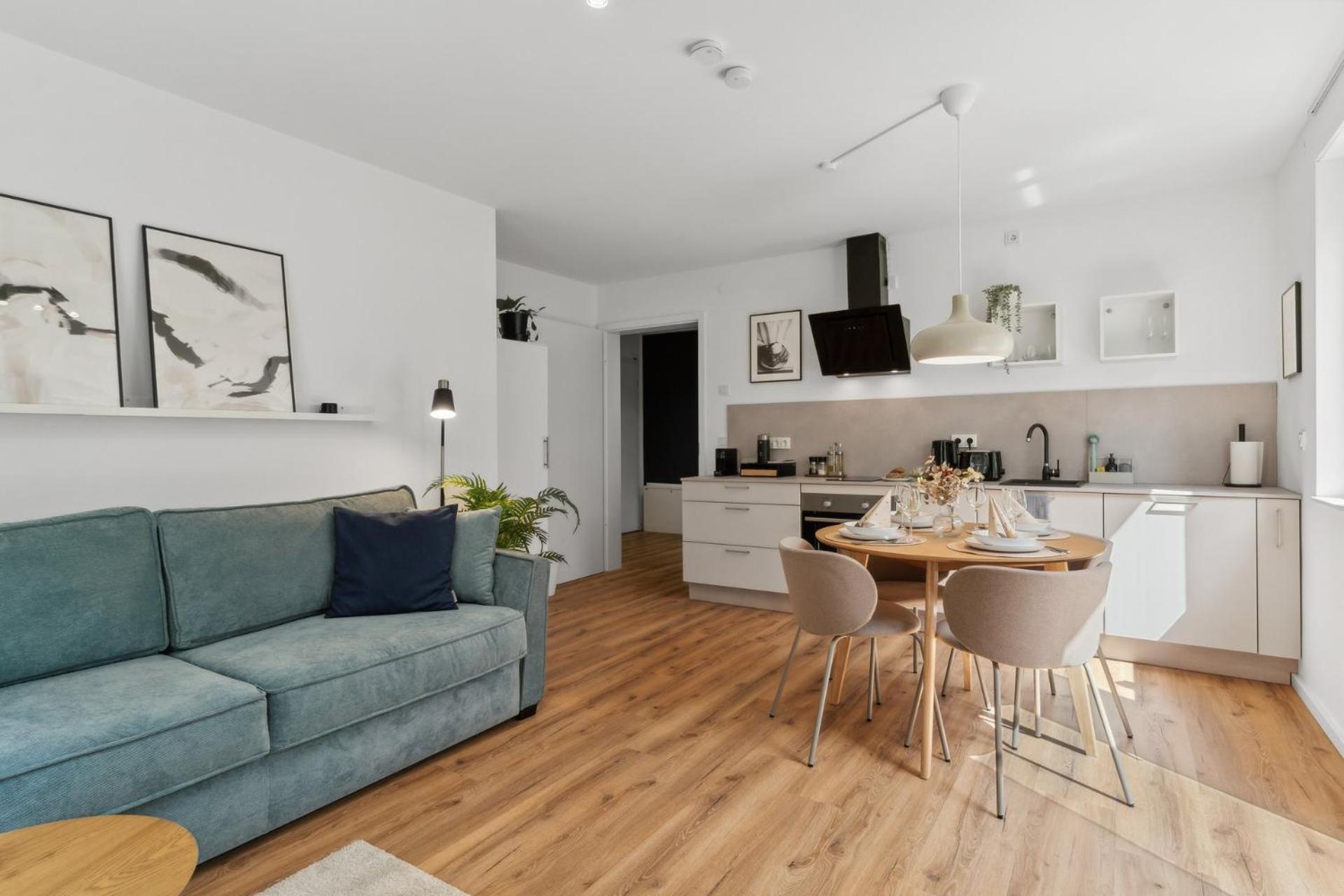Zwei Apartments Fuer Bis Zu 8 Personen Zentral, Modern, Mit Terrasse & Balkon Bielefeld Buitenkant foto