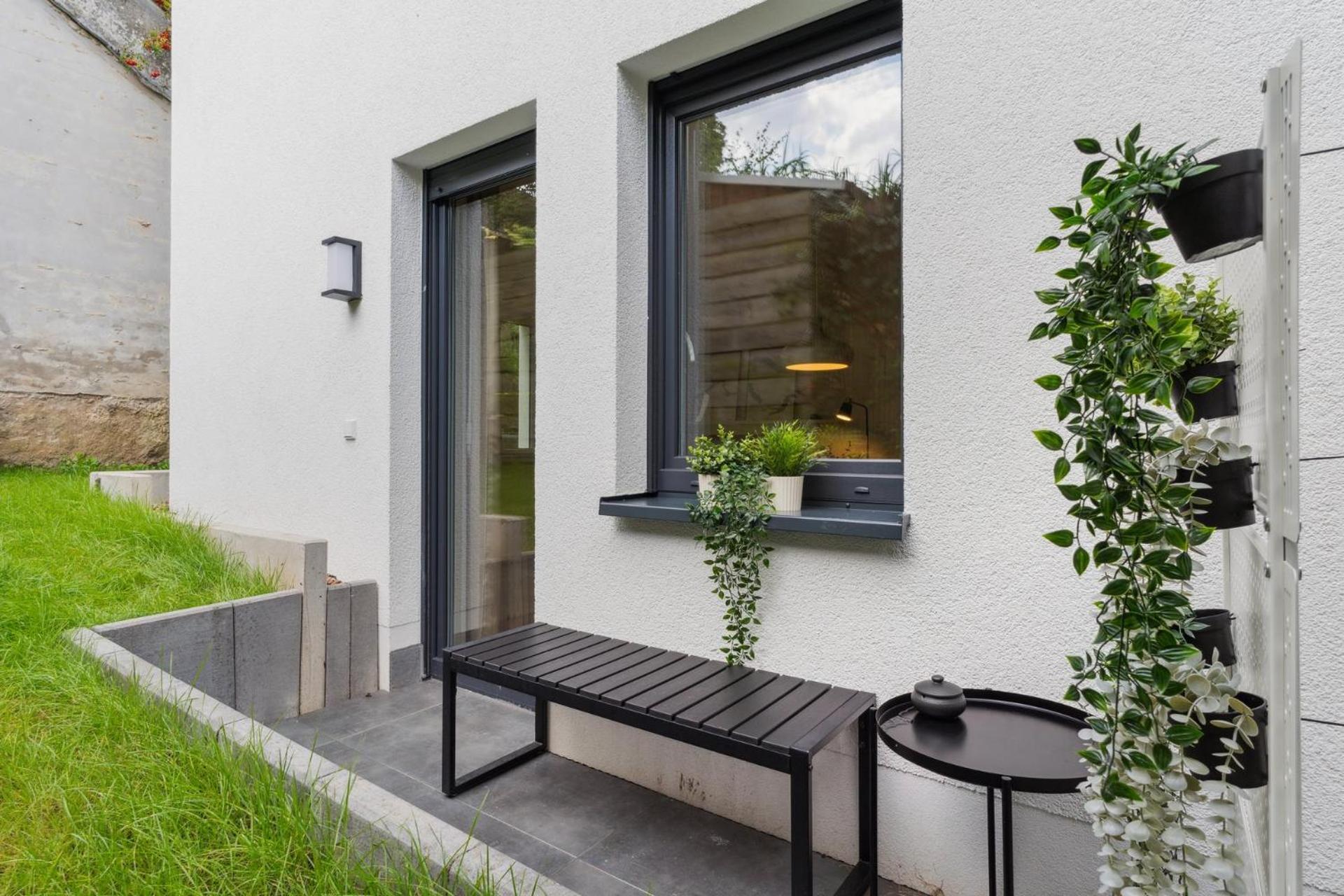 Zwei Apartments Fuer Bis Zu 8 Personen Zentral, Modern, Mit Terrasse & Balkon Bielefeld Buitenkant foto