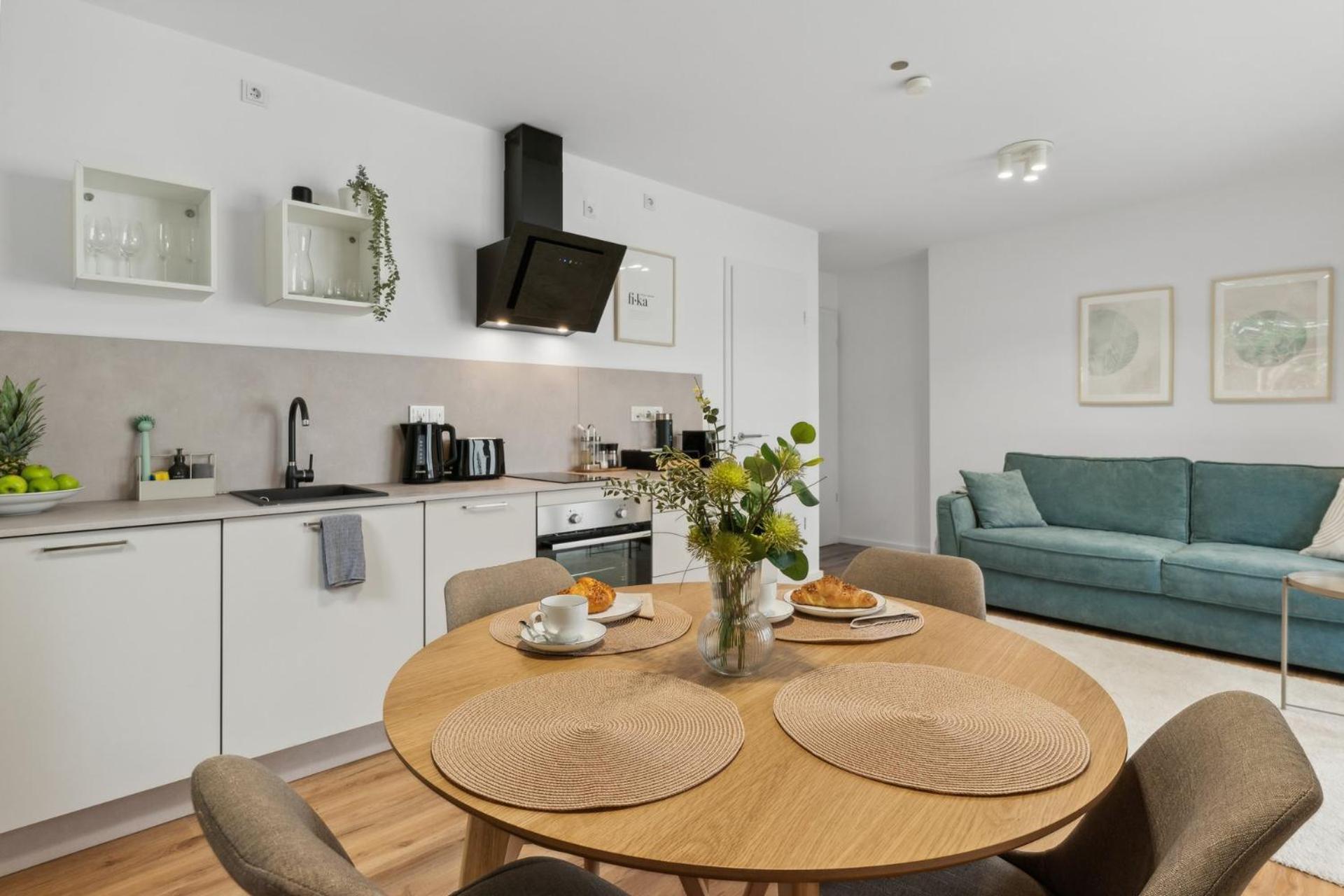 Zwei Apartments Fuer Bis Zu 8 Personen Zentral, Modern, Mit Terrasse & Balkon Bielefeld Buitenkant foto